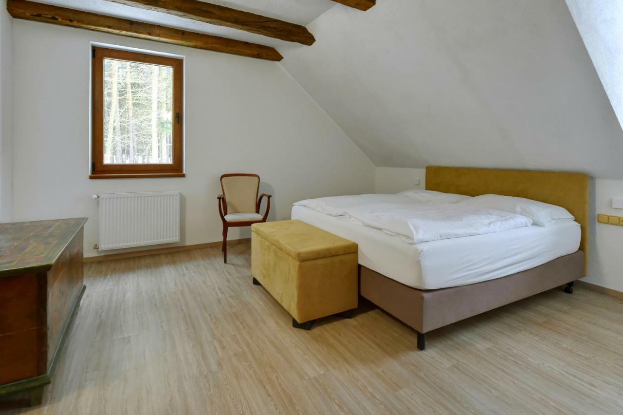 Zamecka Fortovna Obora - Forester House Kaznejov Eksteriør bilde