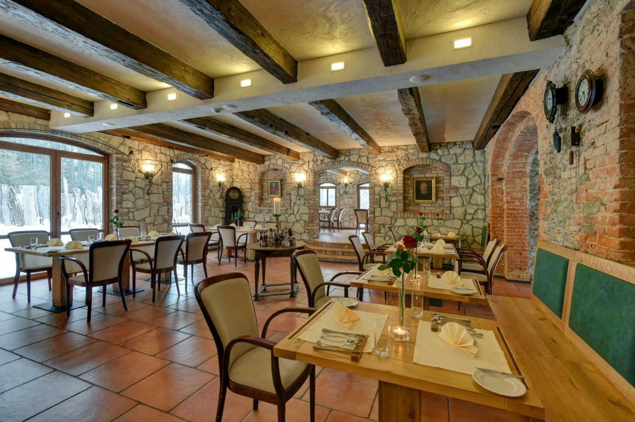 Zamecka Fortovna Obora - Forester House Kaznejov Eksteriør bilde